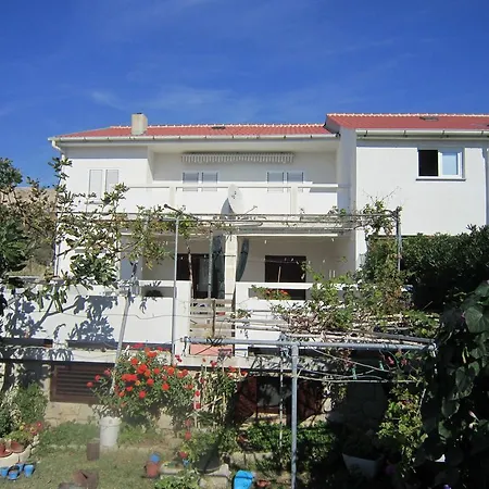 Lovely In Pag Dalmatia, Croatia 公寓